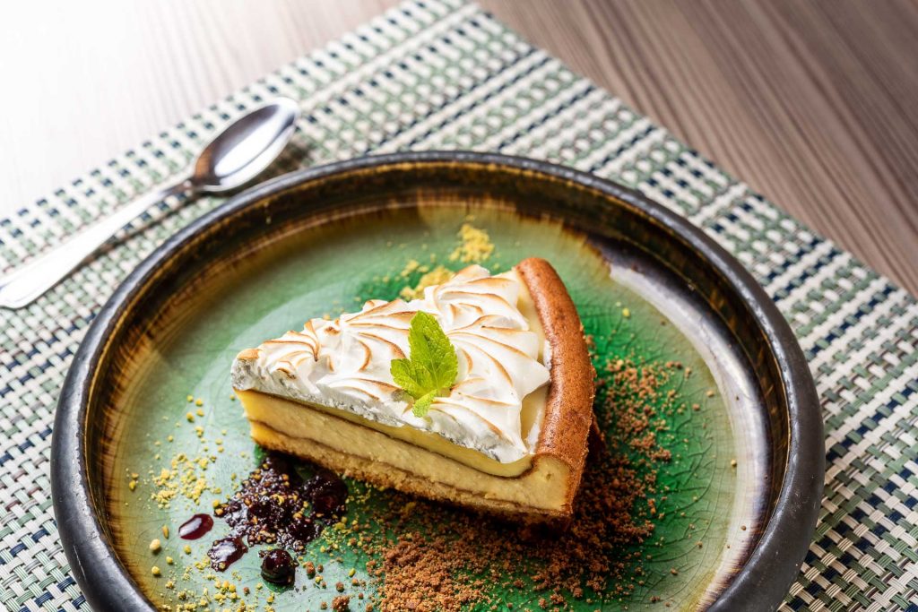 קינוח בחדר האוכל של מלון יו ספלאש ריזורט אילת - U Splash Resort