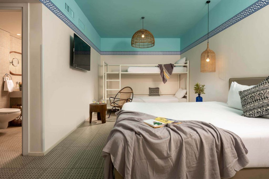 חדר קידס גרדן עם בריכה פרטית- יו ספלאש